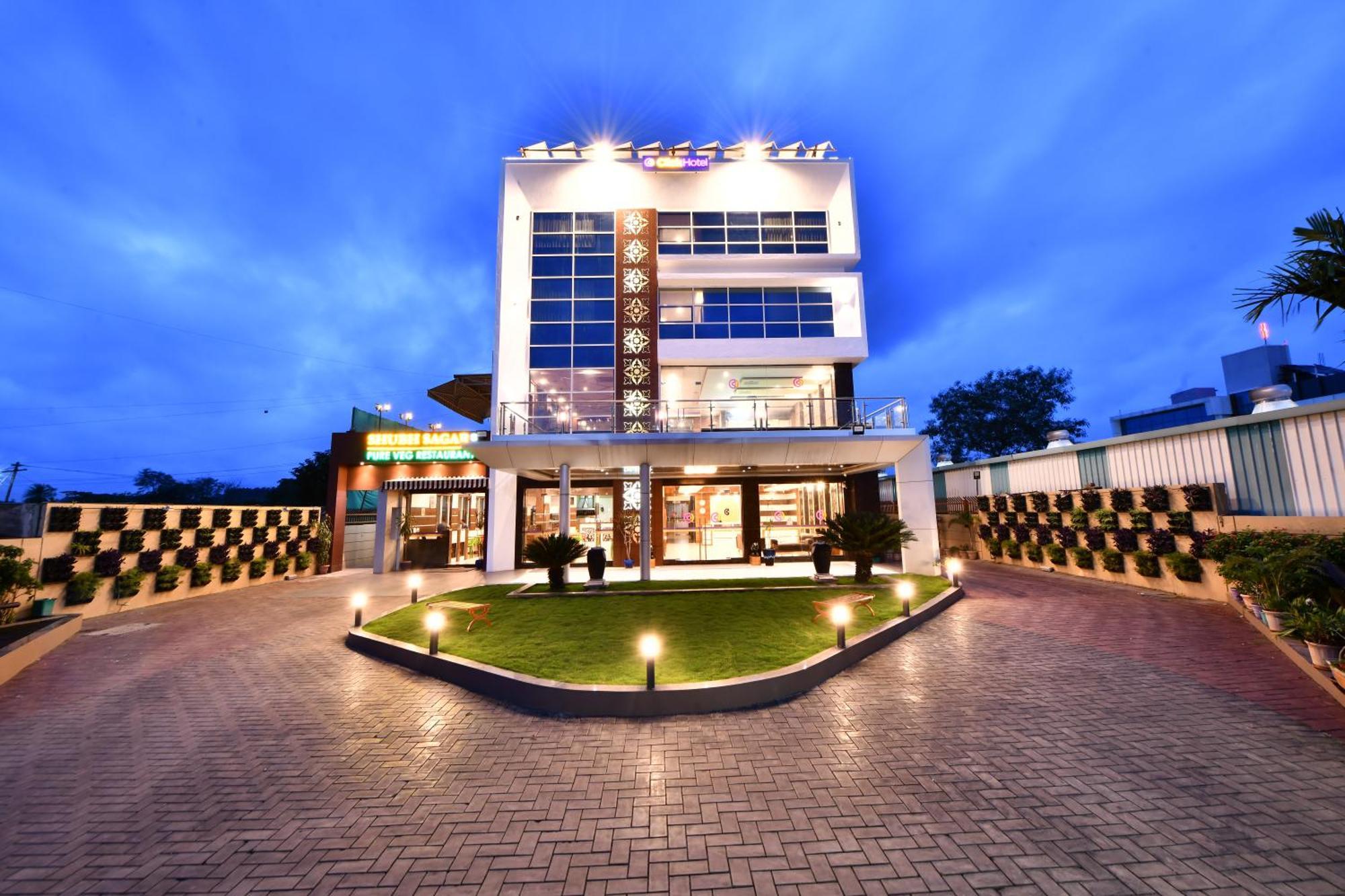 VITS Sagar Plaza, Pune Chakan Hotel Bagian luar foto