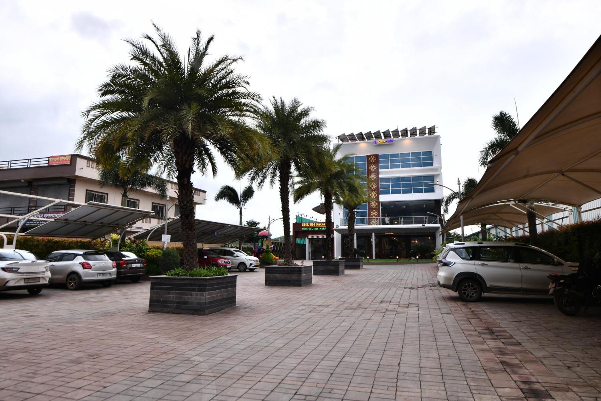 VITS Sagar Plaza, Pune Chakan Hotel Bagian luar foto